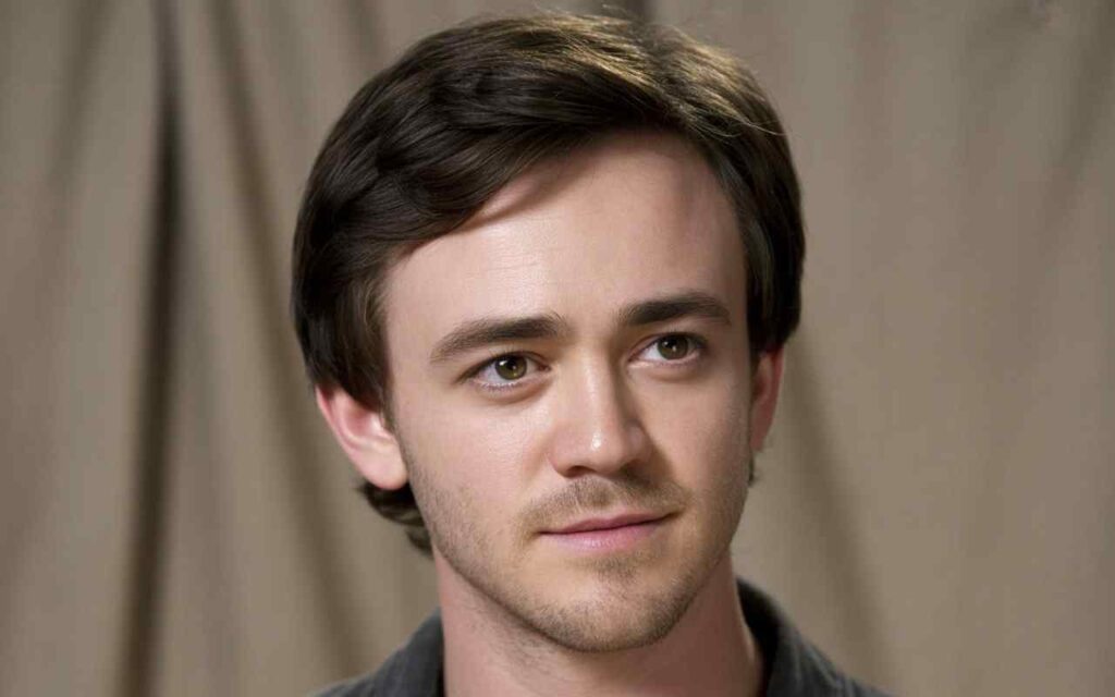 Early Life and Career Breakthrough